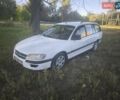 Белый Опель Омега, объемом двигателя 2 л и пробегом 447 тыс. км за 2300 $, фото 1 на Automoto.ua