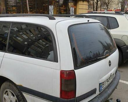 Белый Опель Омега, объемом двигателя 2 л и пробегом 300 тыс. км за 2000 $, фото 2 на Automoto.ua
