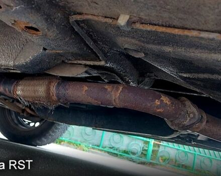 Білий Опель Омега, об'ємом двигуна 2 л та пробігом 250 тис. км за 2100 $, фото 6 на Automoto.ua