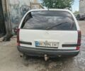 Белый Опель Омега, объемом двигателя 2.5 л и пробегом 300 тыс. км за 1600 $, фото 5 на Automoto.ua