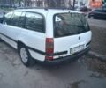 Білий Опель Омега, об'ємом двигуна 2 л та пробігом 308 тис. км за 2600 $, фото 4 на Automoto.ua