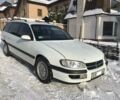 Белый Опель Омега, объемом двигателя 2 л и пробегом 284 тыс. км за 2999 $, фото 1 на Automoto.ua