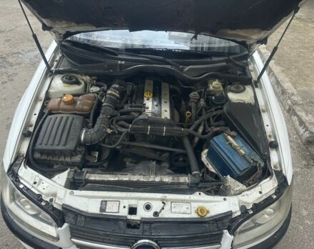 Белый Опель Омега, объемом двигателя 2 л и пробегом 333 тыс. км за 1480 $, фото 19 на Automoto.ua