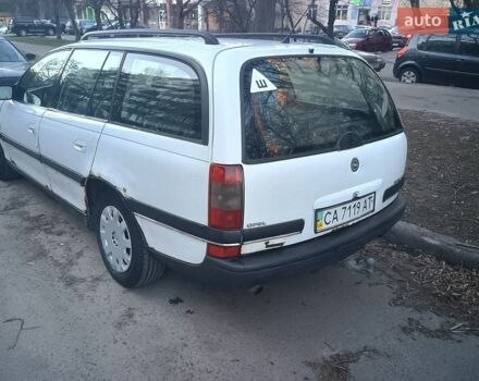 Белый Опель Омега, объемом двигателя 2 л и пробегом 308 тыс. км за 2600 $, фото 4 на Automoto.ua