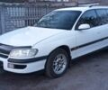 Белый Опель Омега, объемом двигателя 2 л и пробегом 300 тыс. км за 1500 $, фото 8 на Automoto.ua