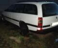 Білий Опель Омега, об'ємом двигуна 0 л та пробігом 500 тис. км за 1399 $, фото 3 на Automoto.ua