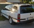 Білий Опель Омега, об'ємом двигуна 2 л та пробігом 300 тис. км за 1300 $, фото 8 на Automoto.ua