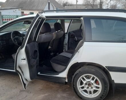 Белый Опель Омега, объемом двигателя 2 л и пробегом 300 тыс. км за 1500 $, фото 20 на Automoto.ua