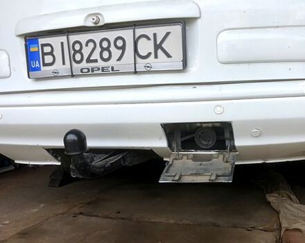Белый Опель Омега, объемом двигателя 2 л и пробегом 330 тыс. км за 2700 $, фото 7 на Automoto.ua