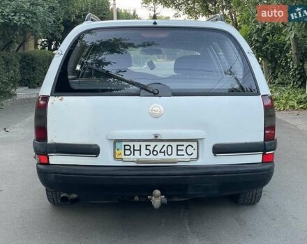 Белый Опель Омега, объемом двигателя 2.5 л и пробегом 250 тыс. км за 1750 $, фото 5 на Automoto.ua