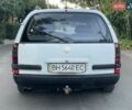 Белый Опель Омега, объемом двигателя 2.5 л и пробегом 250 тыс. км за 1750 $, фото 5 на Automoto.ua