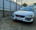 Білий Опель Омега, об'ємом двигуна 2 л та пробігом 8 тис. км за 2150 $, фото 7 на Automoto.ua
