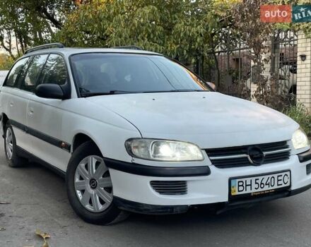 Білий Опель Омега, об'ємом двигуна 2 л та пробігом 200 тис. км за 1900 $, фото 5 на Automoto.ua