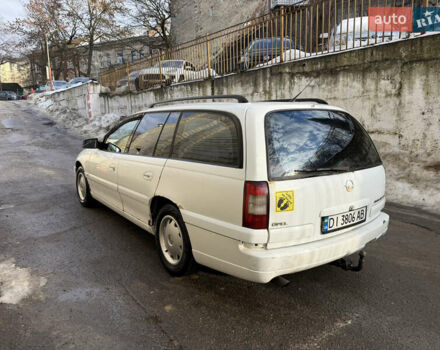 Белый Опель Омега, объемом двигателя 2 л и пробегом 500 тыс. км за 2600 $, фото 2 на Automoto.ua