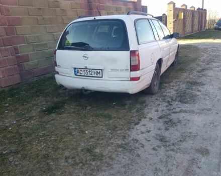 Білий Опель Омега, об'ємом двигуна 2.2 л та пробігом 250 тис. км за 599 $, фото 4 на Automoto.ua