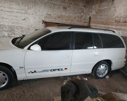 Білий Опель Омега, об'ємом двигуна 2.2 л та пробігом 250 тис. км за 1400 $, фото 4 на Automoto.ua