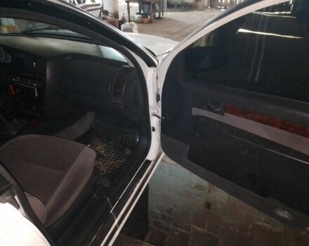 Білий Опель Омега, об'ємом двигуна 2.2 л та пробігом 250 тис. км за 1400 $, фото 2 на Automoto.ua