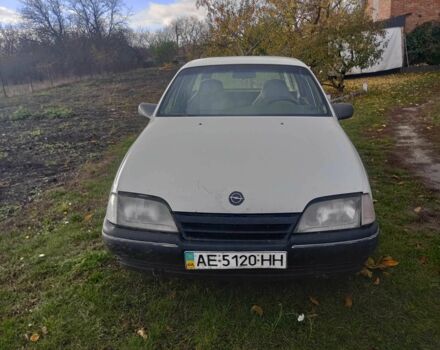 Белый Опель Омега, объемом двигателя 0 л и пробегом 100 тыс. км за 597 $, фото 1 на Automoto.ua