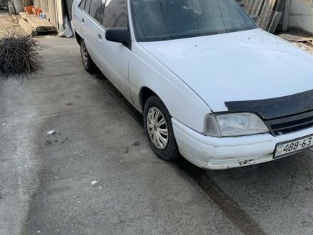 Білий Опель Омега, об'ємом двигуна 0 л та пробігом 200 тис. км за 844 $, фото 1 на Automoto.ua