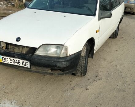 Белый Опель Омега, объемом двигателя 0 л и пробегом 265 тыс. км за 650 $, фото 1 на Automoto.ua