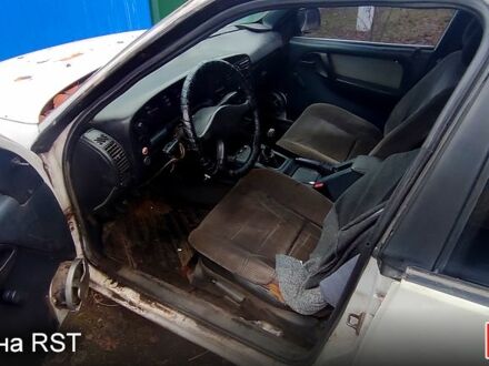 Опель Омега 1988 у Драбове на Automoto.ua Білий Опель Омега, об'ємом двигуна 1.8 л та пробігом 300 тис. км за 870 $, фото 1 на Automoto.ua