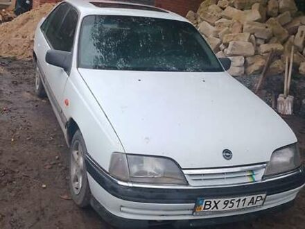 Опель Омега 1988 в Хмельницком на Automoto.ua Белый Опель Омега, объемом двигателя 2 л и пробегом 300 тыс. км за 1400 $, фото 1 на Automoto.ua