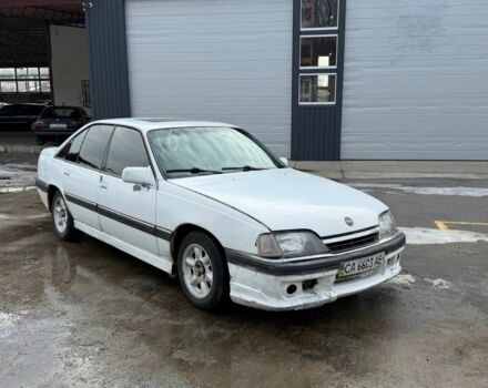 Белый Опель Омега, объемом двигателя 2.3 л и пробегом 188 тыс. км за 750 $, фото 1 на Automoto.ua