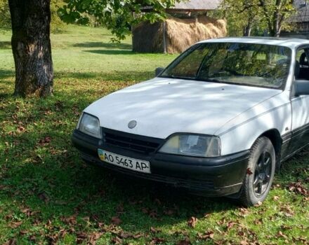 Белый Опель Омега, объемом двигателя 2 л и пробегом 130 тыс. км за 550 $, фото 1 на Automoto.ua