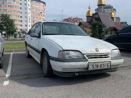 Білий Опель Омега, об'ємом двигуна 2 л та пробігом 327 тис. км за 449 $, фото 1 на Automoto.ua