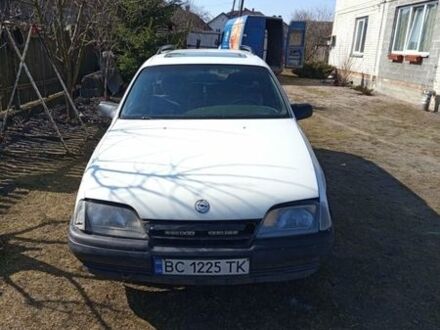 Білий Опель Омега, об'ємом двигуна 2 л та пробігом 432 тис. км за 1000 $, фото 1 на Automoto.ua