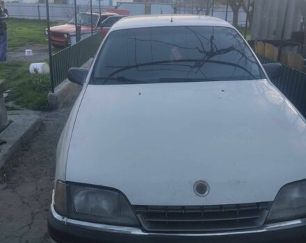 Білий Опель Омега, об'ємом двигуна 2 л та пробігом 200 тис. км за 484 $, фото 1 на Automoto.ua