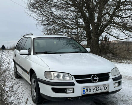 Белый Опель Омега, объемом двигателя 2.5 л и пробегом 435 тыс. км за 2100 $, фото 1 на Automoto.ua
