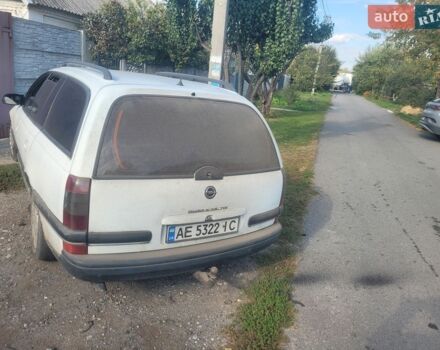 Белый Опель Омега, объемом двигателя 2.5 л и пробегом 460 тыс. км за 1000 $, фото 1 на Automoto.ua