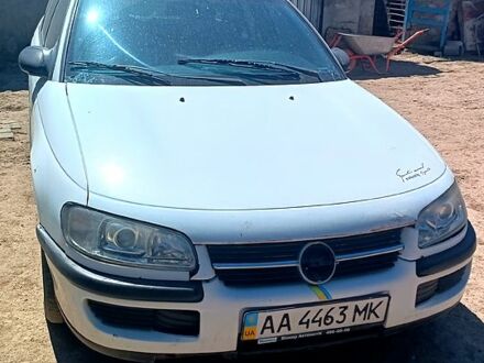 Білий Опель Омега, об'ємом двигуна 2 л та пробігом 0 тис. км за 800 $, фото 1 на Automoto.ua