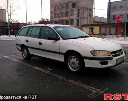 Белый Опель Омега, объемом двигателя 2 л и пробегом 387 тыс. км за 2500 $, фото 1 на Automoto.ua