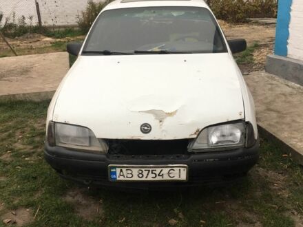 Білий Опель Омега, об'ємом двигуна 2 л та пробігом 3 тис. км за 600 $, фото 1 на Automoto.ua