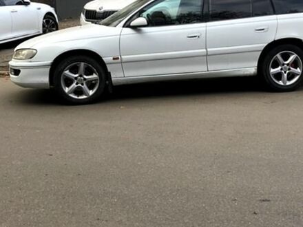 Білий Опель Омега, об'ємом двигуна 2 л та пробігом 330 тис. км за 2700 $, фото 1 на Automoto.ua