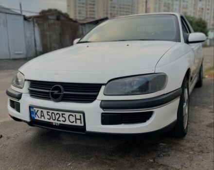 Білий Опель Омега, об'ємом двигуна 2 л та пробігом 389 тис. км за 2200 $, фото 1 на Automoto.ua