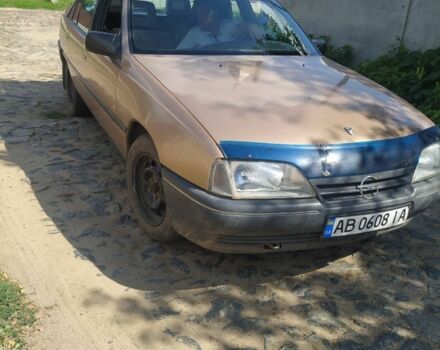 Бежевый Опель Омега, объемом двигателя 2 л и пробегом 84 тыс. км за 1550 $, фото 6 на Automoto.ua