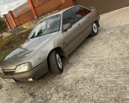 Бежевий Опель Омега, об'ємом двигуна 2 л та пробігом 330 тис. км за 964 $, фото 1 на Automoto.ua