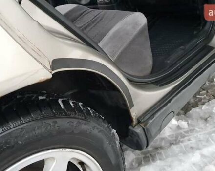 Бежевый Опель Омега, объемом двигателя 2 л и пробегом 215 тыс. км за 2700 $, фото 10 на Automoto.ua