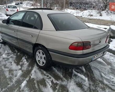 Бежевый Опель Омега, объемом двигателя 2 л и пробегом 215 тыс. км за 2700 $, фото 2 на Automoto.ua