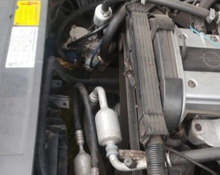 Бежевий Опель Омега, об'ємом двигуна 2 л та пробігом 362 тис. км за 2450 $, фото 8 на Automoto.ua