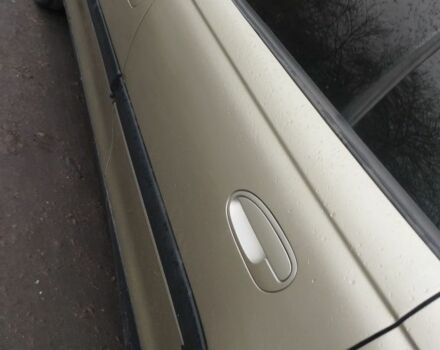 Бежевий Опель Омега, об'ємом двигуна 2 л та пробігом 362 тис. км за 2450 $, фото 18 на Automoto.ua