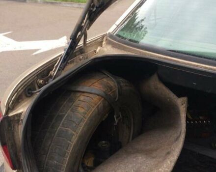 Бежевый Опель Омега, объемом двигателя 2.5 л и пробегом 260 тыс. км за 1700 $, фото 4 на Automoto.ua