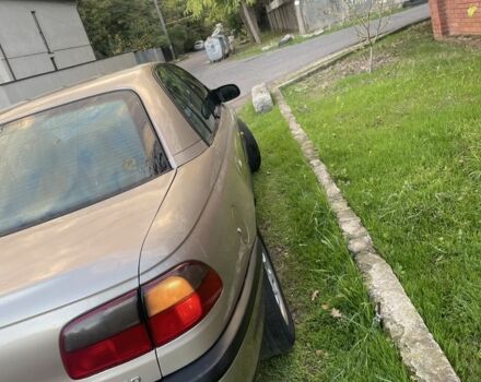 Бежевый Опель Омега, объемом двигателя 2 л и пробегом 300 тыс. км за 2500 $, фото 5 на Automoto.ua