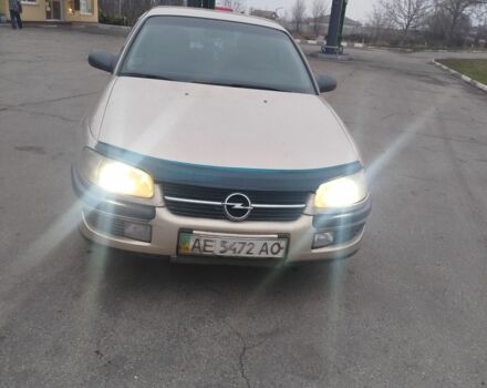 Бежевий Опель Омега, об'ємом двигуна 2 л та пробігом 2 тис. км за 1700 $, фото 2 на Automoto.ua