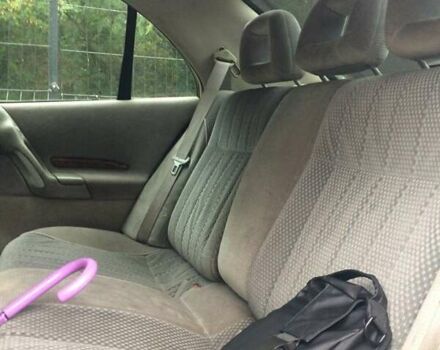 Бежевый Опель Омега, объемом двигателя 2.5 л и пробегом 260 тыс. км за 1700 $, фото 5 на Automoto.ua