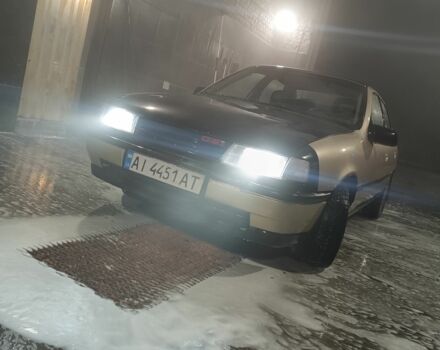 Бежевый Опель Омега, объемом двигателя 0 л и пробегом 864 тыс. км за 1100 $, фото 1 на Automoto.ua