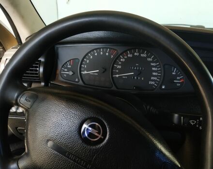 Бежевый Опель Омега, объемом двигателя 2 л и пробегом 500 тыс. км за 2800 $, фото 10 на Automoto.ua